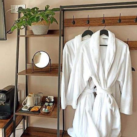 Abbeyfield B&B Дъфтаун Екстериор снимка